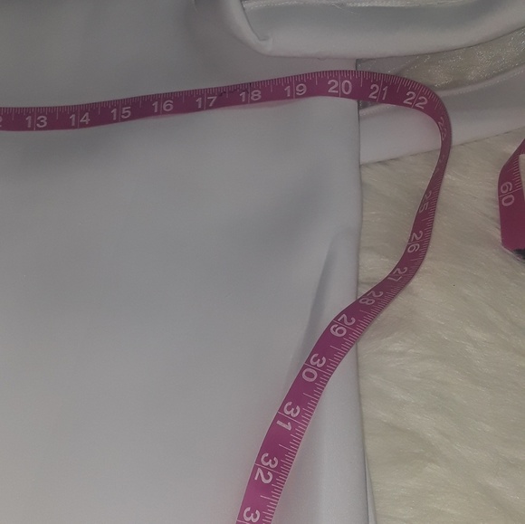 6 HOURS PRICE DROP White See-Through Short Sleevel - Picture 7 of 8